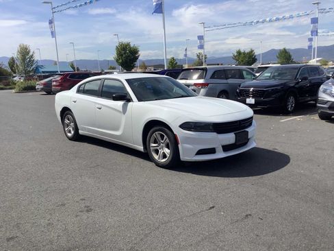 Used 2023 Dodge Charger SXT RWD image 9