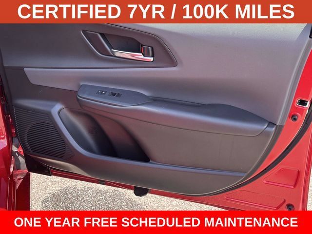 Used 2024 Toyota Prius XLE FWD image 8