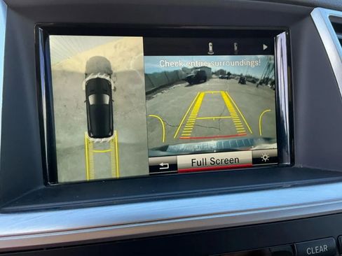 Used 2015 Mercedes-Benz ML 350 ML 350 4MATIC Sport Utility 4D w/ Premium 1 Package image 29