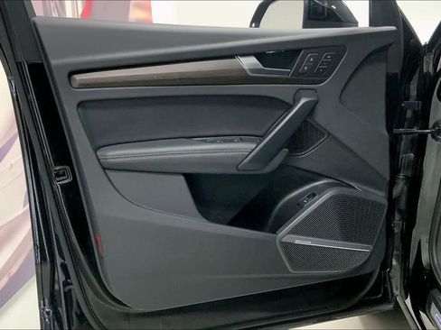 Certified 2023 Audi Q5 2.0T Premium Plus w/ Premium Plus Package image 24