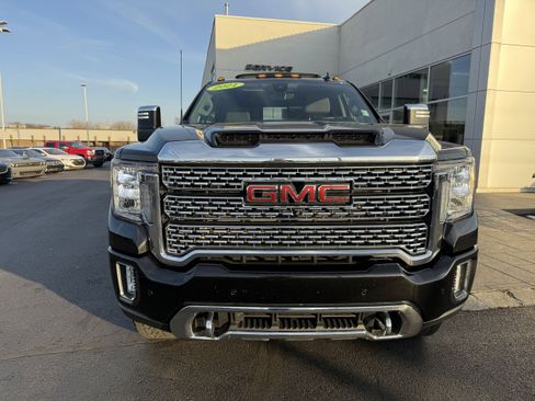 Used 2021 GMC Sierra 2500 Denali w/ Denali Ultimate Package image 9