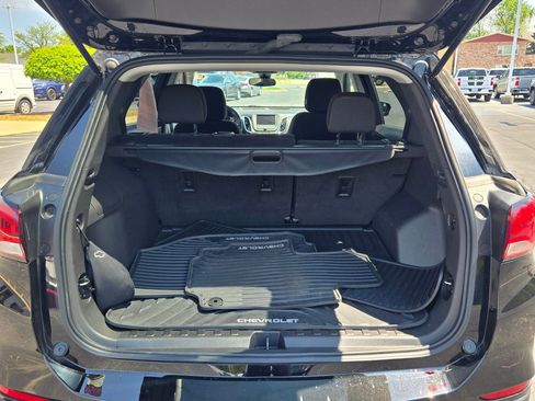 Used 2022 Chevrolet Equinox LT image 12