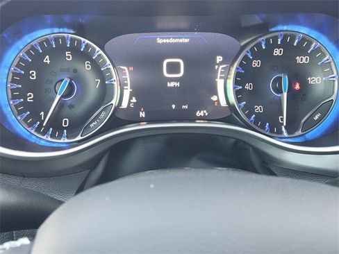 New 2026 Chrysler Pacifica Select image 11