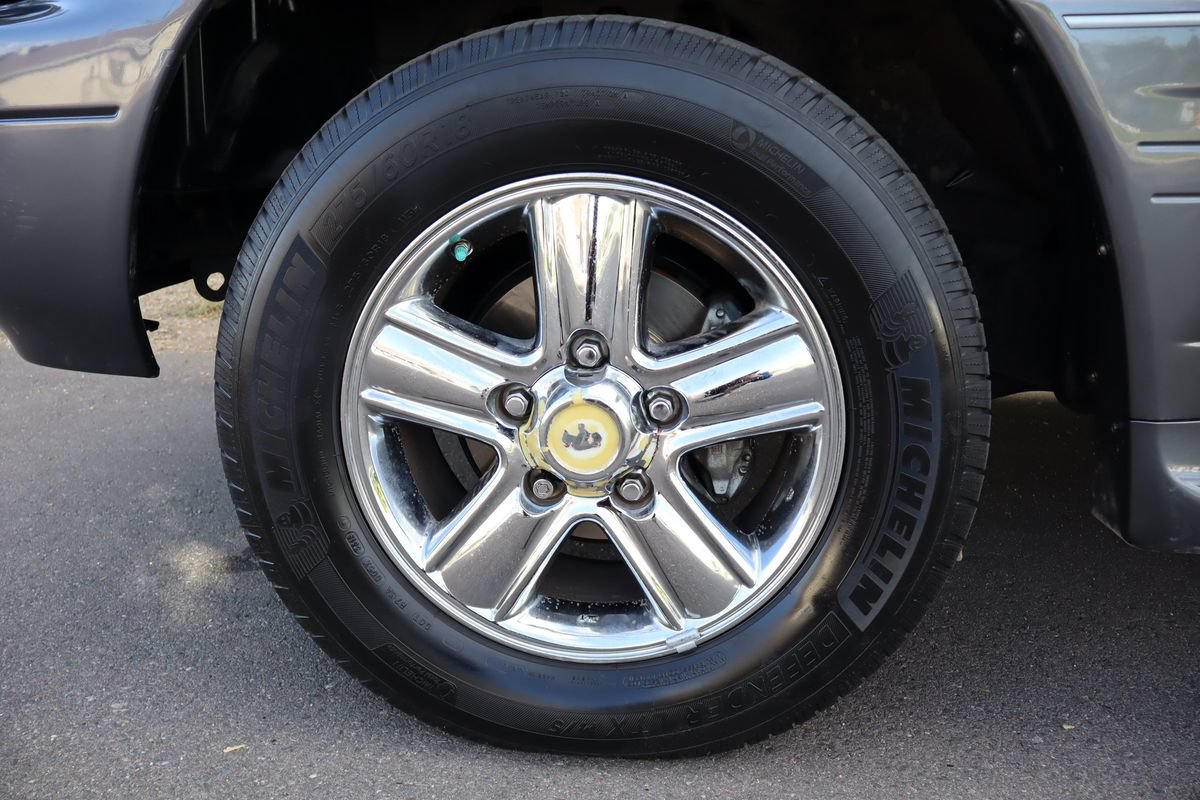 Used 2006 Lexus LX 470 4WD image 45