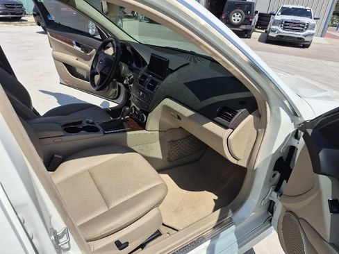 Used 2011 Mercedes-Benz C 300 4MATIC Sedan w/ Multimedia Pkg image 18