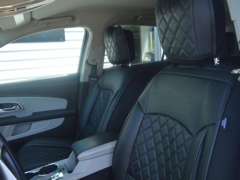 Used 2011 Chevrolet Equinox LT w/ Driver Convenience Package FWD image 12