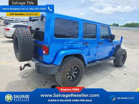 Used 2015 Jeep Wrangler Unlimited Sahara AWD/4WD image 4