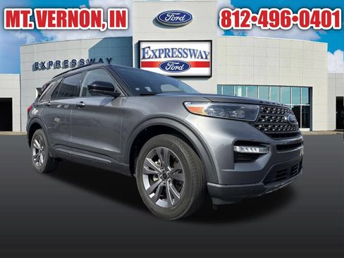 Used 2023 Ford Explorer XLT w/ Equipment Group 202A AWD/4WD image 12