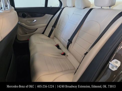 Used 2016 Mercedes-Benz C 300 4MATIC Sedan image 18