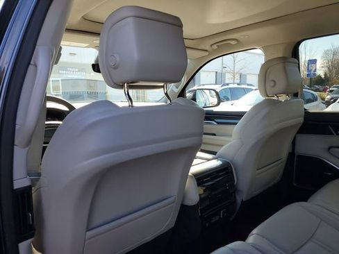 Certified 2024 Jeep Wagoneer 2WD w/ Premium Group I image 13