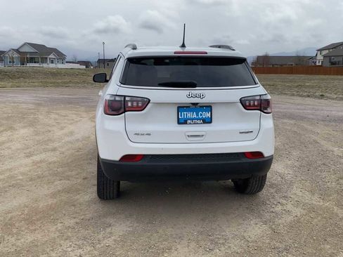 Certified 2022 Jeep Compass Latitude AWD/4WD image 7