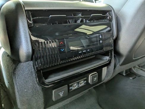 New 2026 Jeep Grand Wagoneer 2WD image 13