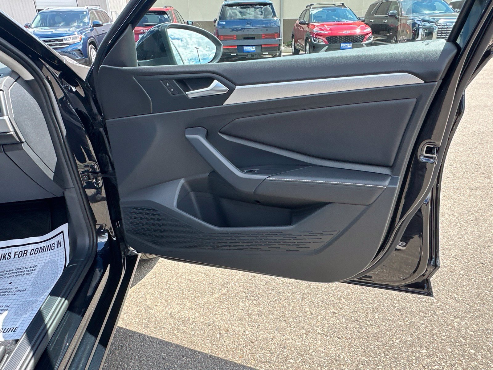 Certified 2024 Volkswagen Jetta S FWD image 37