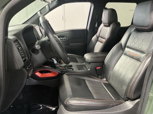 Used 2023 Nissan Frontier PRO-4X w/ Pro-4X Premium Package AWD/4WD image 14