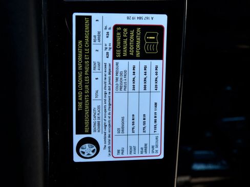 Used 2025 Mercedes-Benz GLE 350 4MATIC image 30