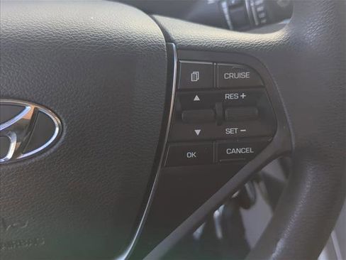 Used 2016 Hyundai Sonata SE image 14
