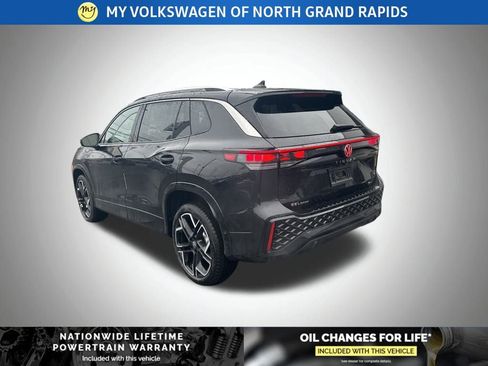 New 2026 Volkswagen Tiguan SEL R-Line image 5