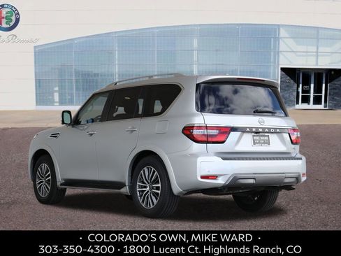 Used 2024 Nissan Armada SL image 3