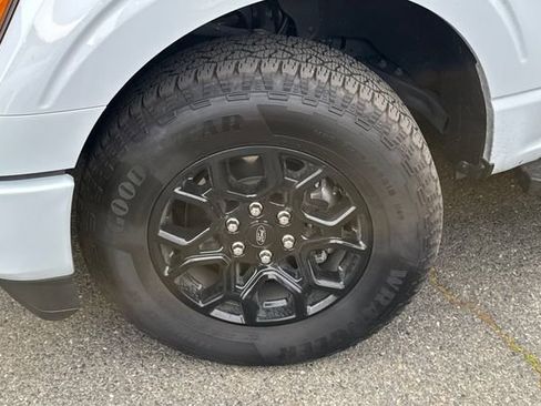 Used 2025 Ford F150 XLT w/ Equipment Group 302A MID image 4