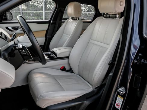 Used 2021 Land Rover Range Rover Velar R-Dynamic S image 35