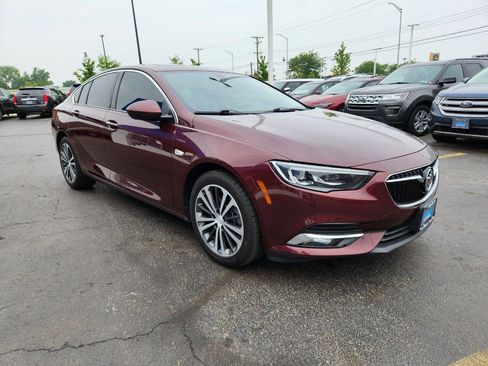 Used 2018 Buick Regal Preferred w/ Driver Confidence Package #1 image 7