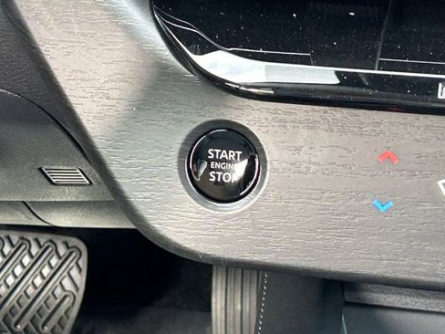 New 2026 Nissan Murano SV AWD/4WD image 21
