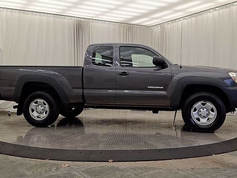 Used 2012 Toyota Tacoma 4x4 Access Cab image 6
