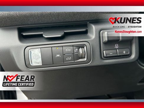 New 2026 GMC Sierra EV Elevation image 22