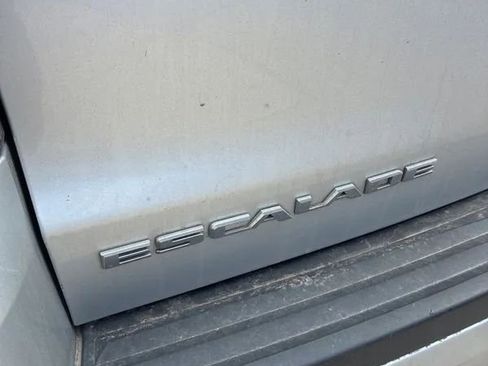 Used 2020 Cadillac Escalade ESV Luxury image 17