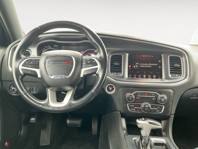 Used 2015 Dodge Charger R/T w/ Plus Group RWD image 2