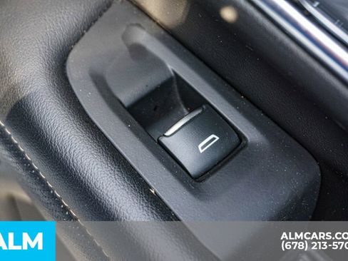 Used 2024 Chevrolet Suburban Premier RWD image 61