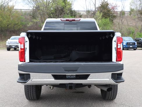 Used 2024 Chevrolet Silverado 3500 LTZ w/ LTZ Premium Package AWD/4WD image 17