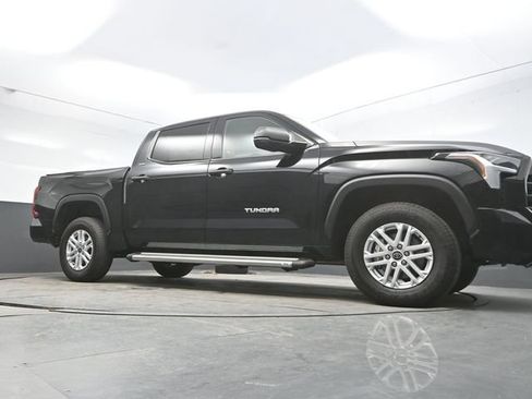 Used 2022 Toyota Tundra SR5 AWD/4WD image 37