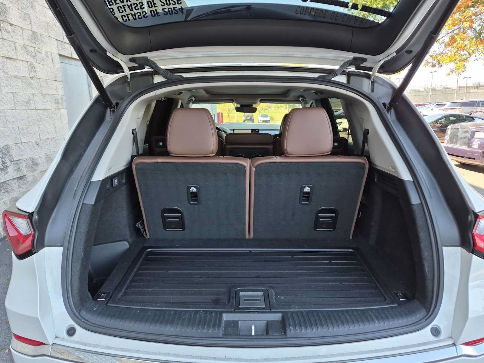 Used 2024 Acura MDX w/ Technology Package AWD/4WD image 37