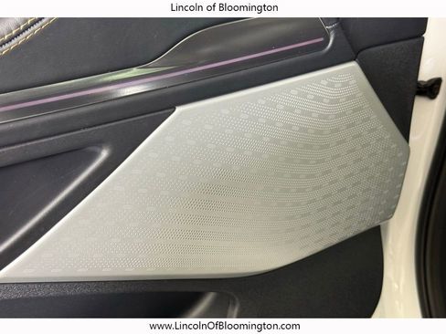 New 2025 Lincoln Navigator L Black Label image 16