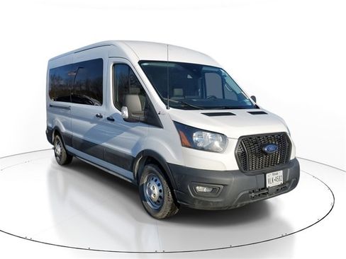 Used 2024 Ford Transit 350 XL image 2