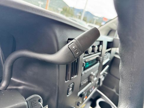 Used 2024 Chevrolet Express 3500 LT w/ LT Preferred Equipment Group image 28