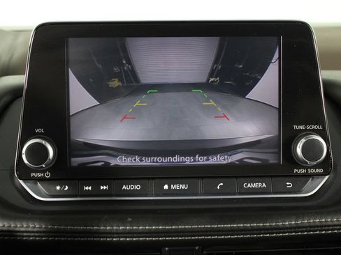 Used 2021 Nissan Rogue S FWD image 28