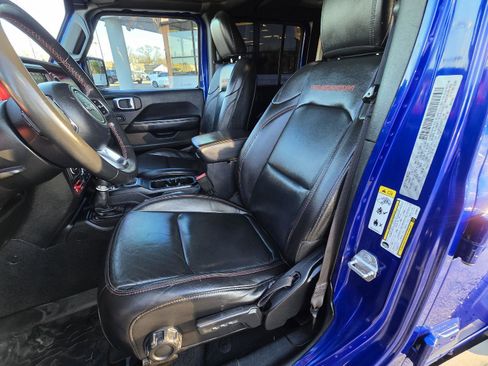 Used 2018 Jeep Wrangler Unlimited Rubicon image 38