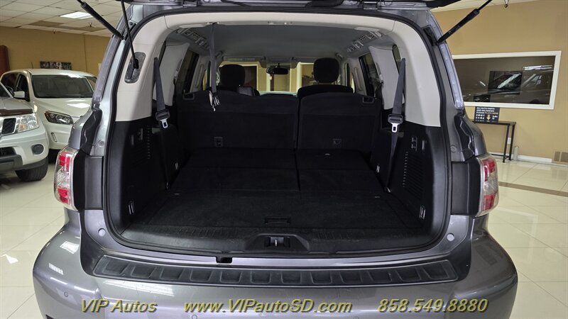 Used 2020 Nissan Armada SV w/ Driver Package RWD image 11