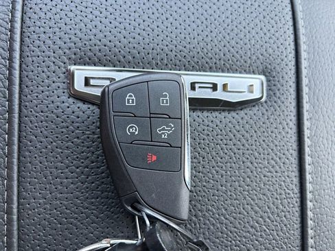 New 2026 GMC Sierra 3500 Denali AWD/4WD image 38