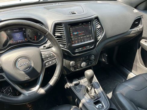 Used 2020 Jeep Cherokee High Altitude image 13