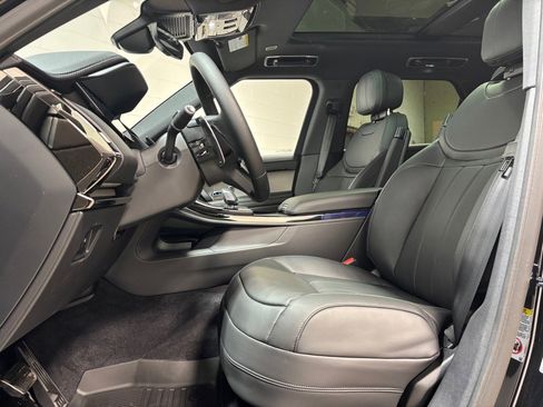 New 2025 Land Rover Range Rover Sport Dynamic SE image 23