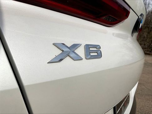 Used 2022 BMW X6 xDrive40i w/ M Sport Package AWD/4WD image 24