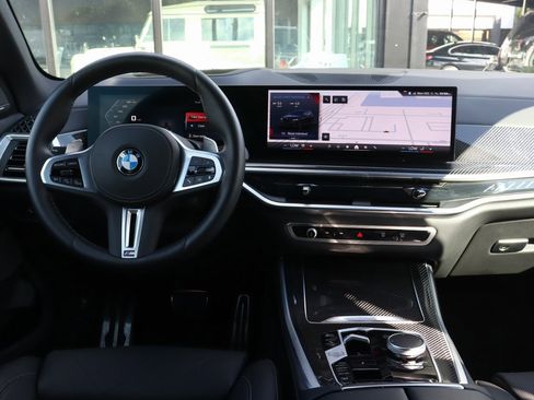 Used 2026 BMW X5 M60i image 27