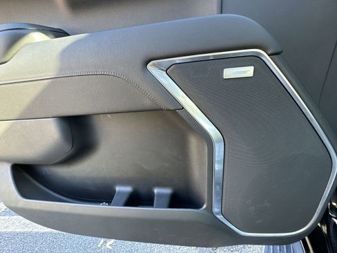 Used 2022 Chevrolet Silverado 1500 LTZ w/ LTZ Premium Package image 25