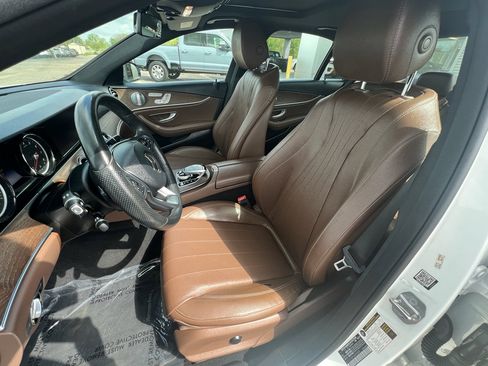 Used 2018 Mercedes-Benz E 300 image 14