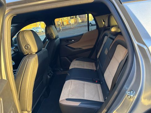 Used 2026 Chevrolet Equinox ACTIV image 11