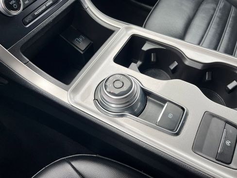 Used 2023 Ford Edge SEL image 41