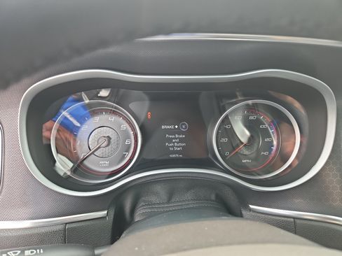 Used 2018 Dodge Charger GT AWD/4WD image 9